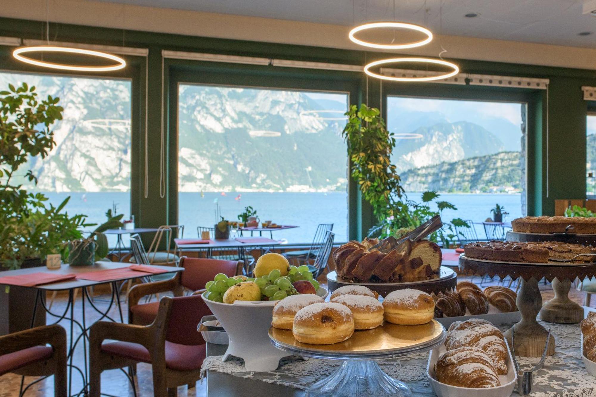 Hotel Paradiso Conca d'Oro Torbole Sul Garda Exterior foto